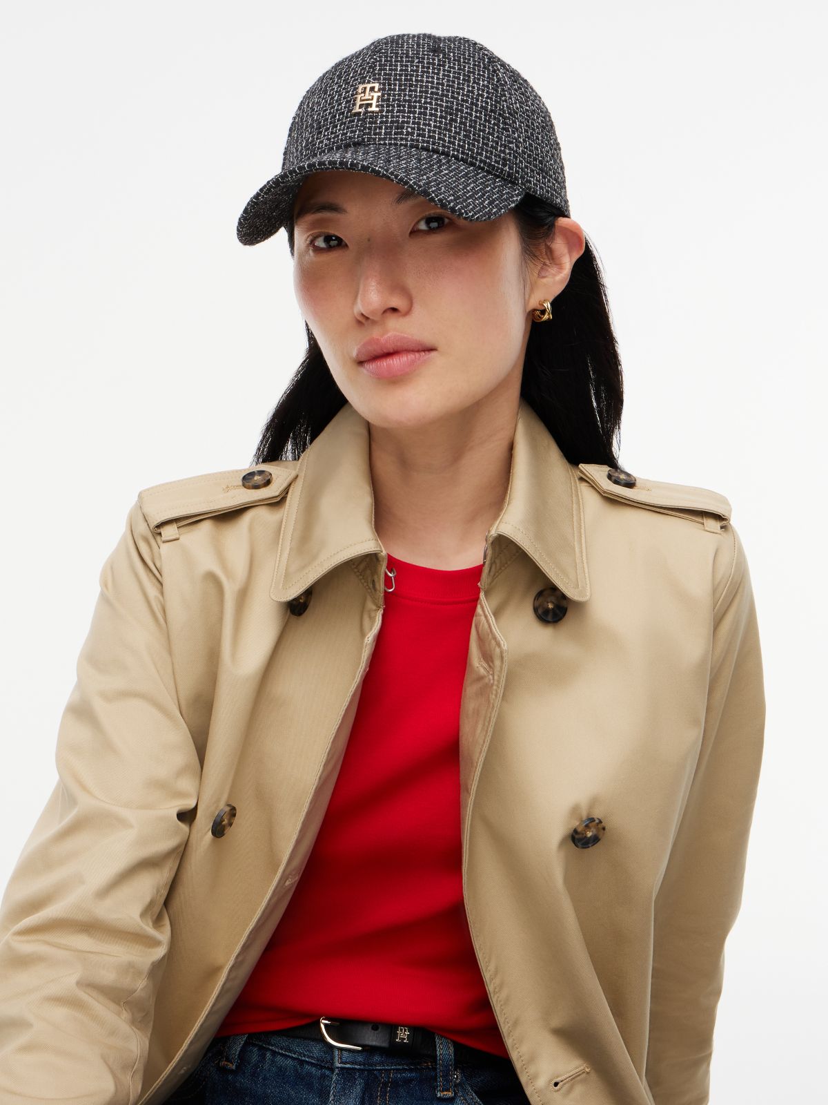 Chic Bouclé Baseball Cap — Black