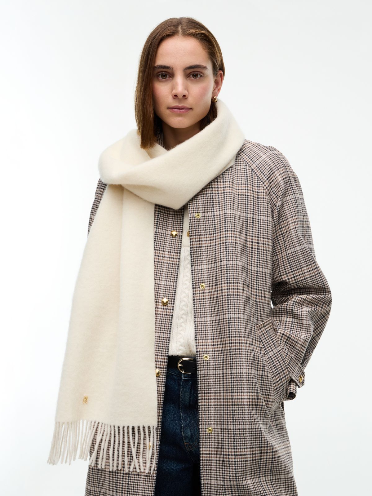 Chic Pure Wool Scarf — Beige