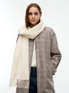 Chic Pure Wool Scarf — Beige 4
