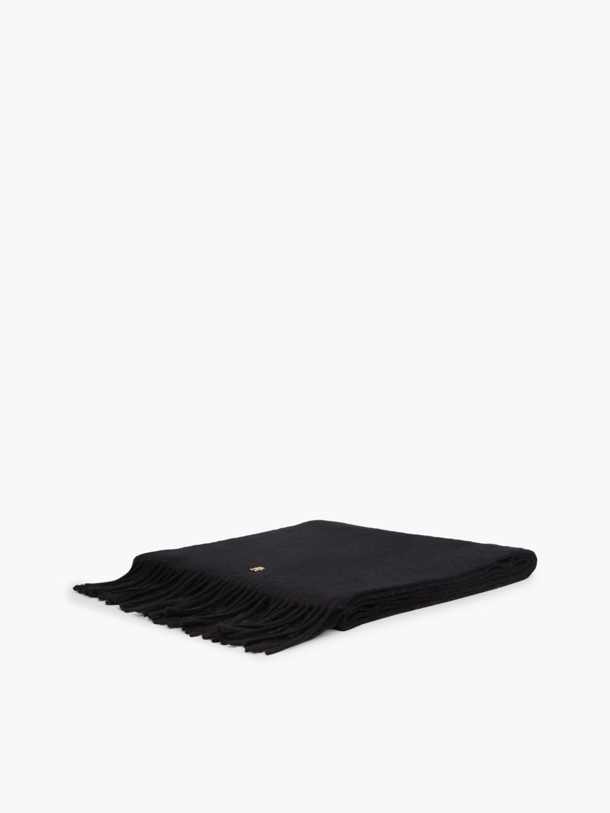 Chic Pure Wool Scarf — Black