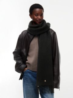 Chic Pure Wool Scarf — Black 4