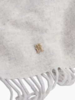 Chic Pure Wool Scarf — Grey 2