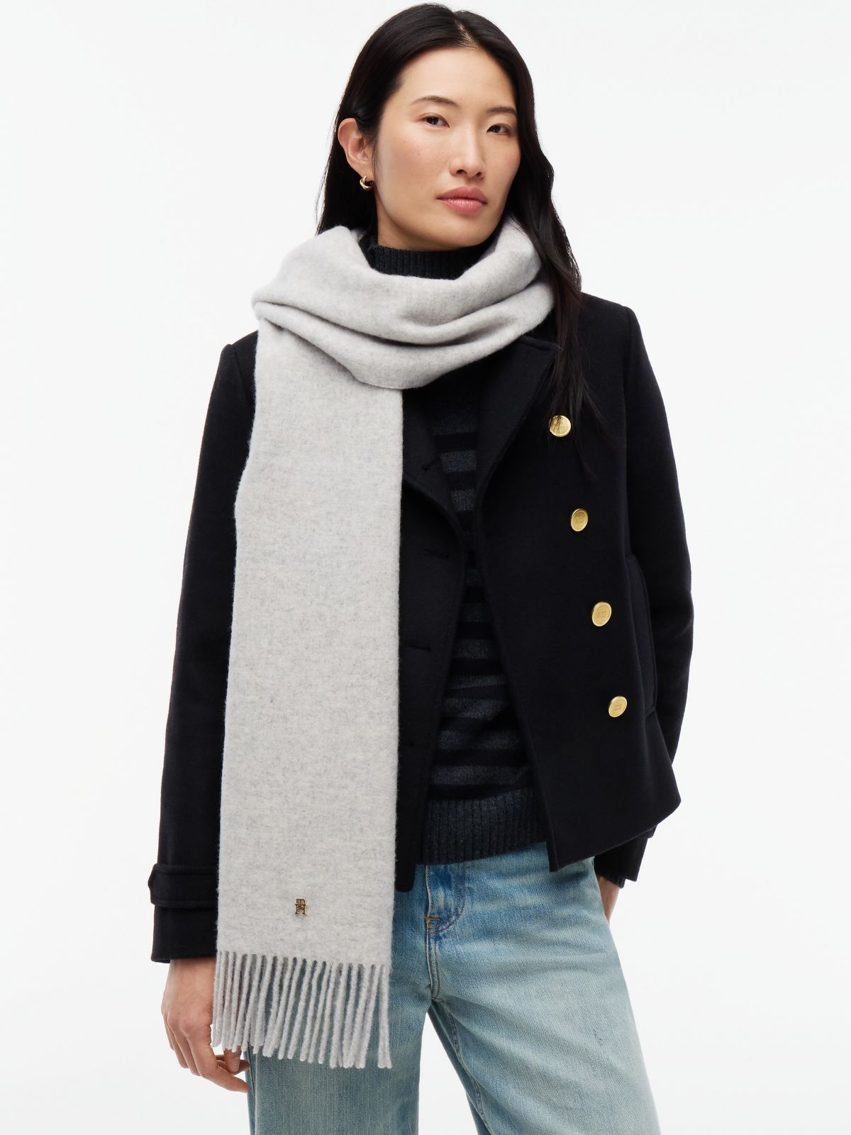 Chic Pure Wool Scarf — Grey