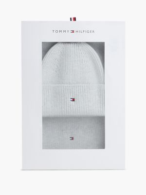 coffret cadeau bonnet et écharpe hilfiger flag grey pour femmes tommy hilfiger