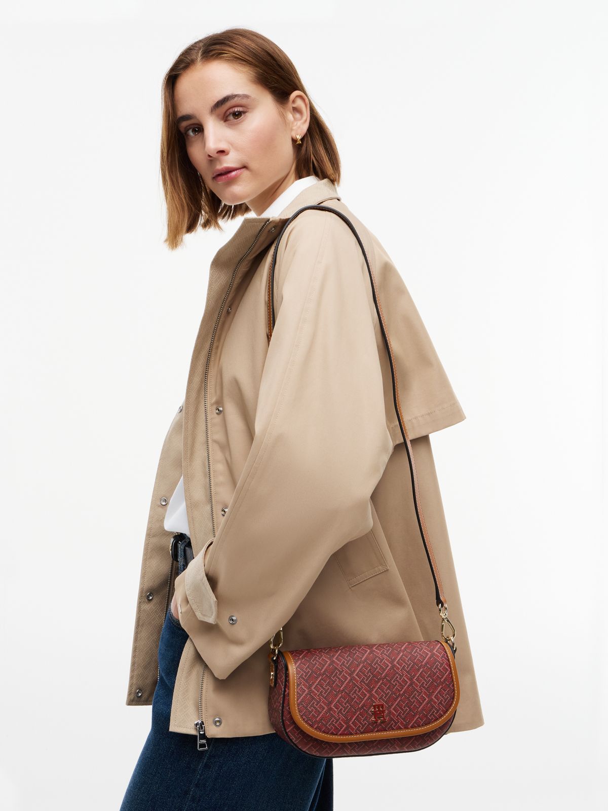TH Monoplay Crossbody Saddle bag — Red