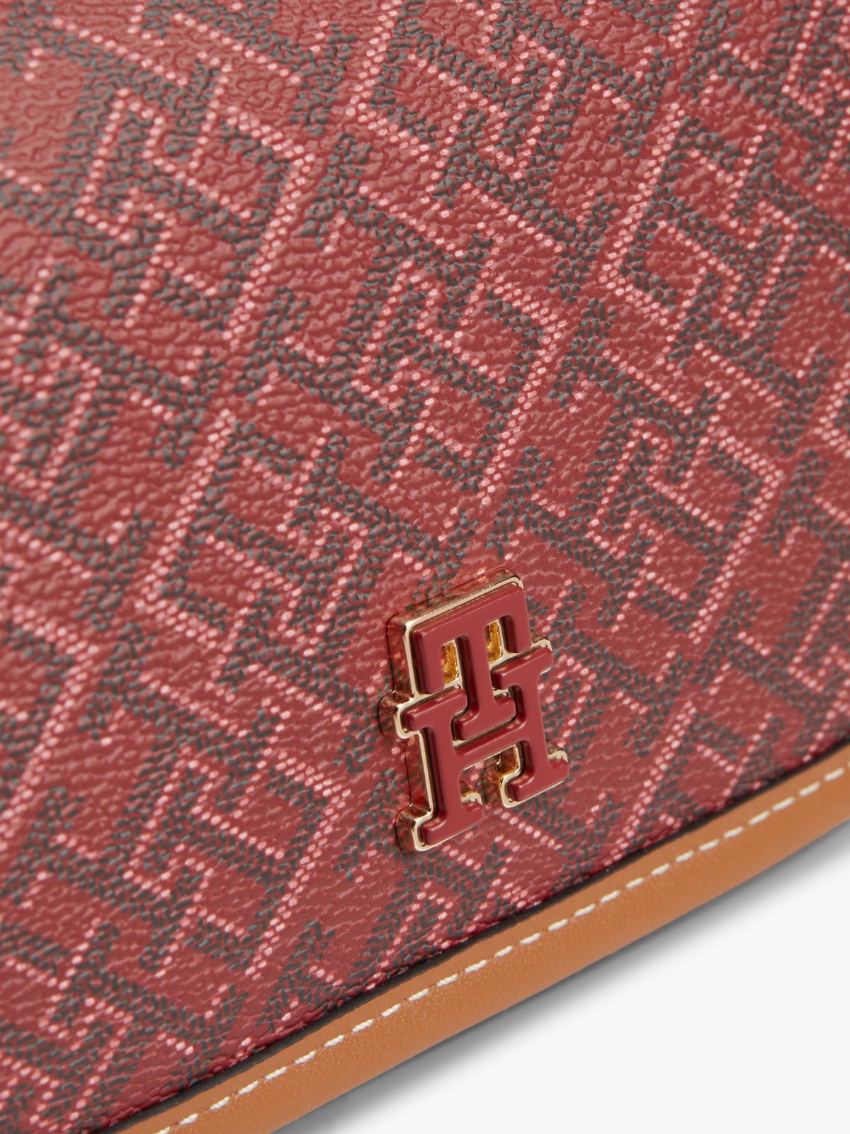 TH Monoplay Crossbody Saddle bag — Red