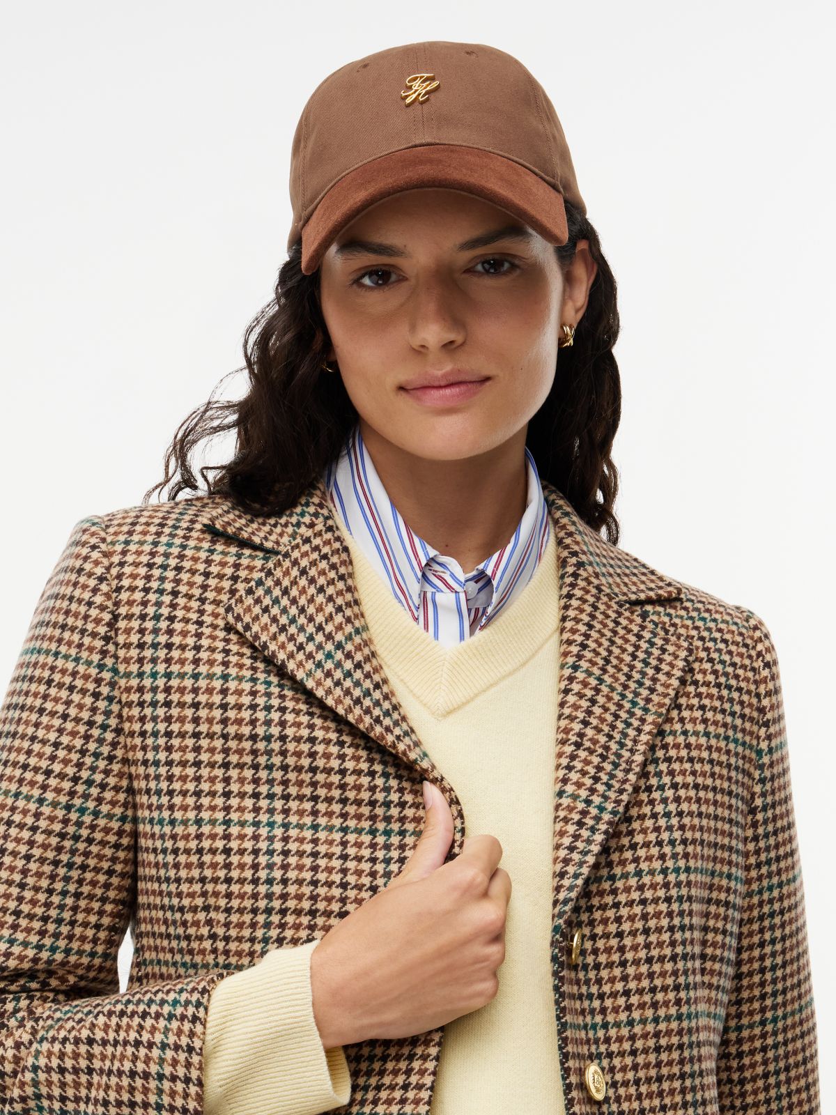 Suede Brim Logo Plaque Baseball Cap — Brown