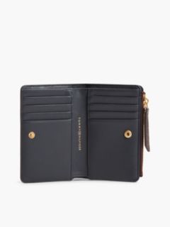 The American Icon Croco Leather Bifold Wallet — Brown 6
