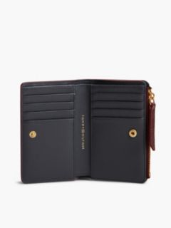 The American Icon Croco Leather Bifold Wallet — Red 3