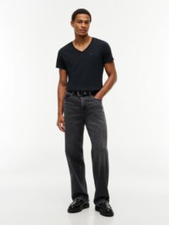 V-Neck T-Shirt — Black 2