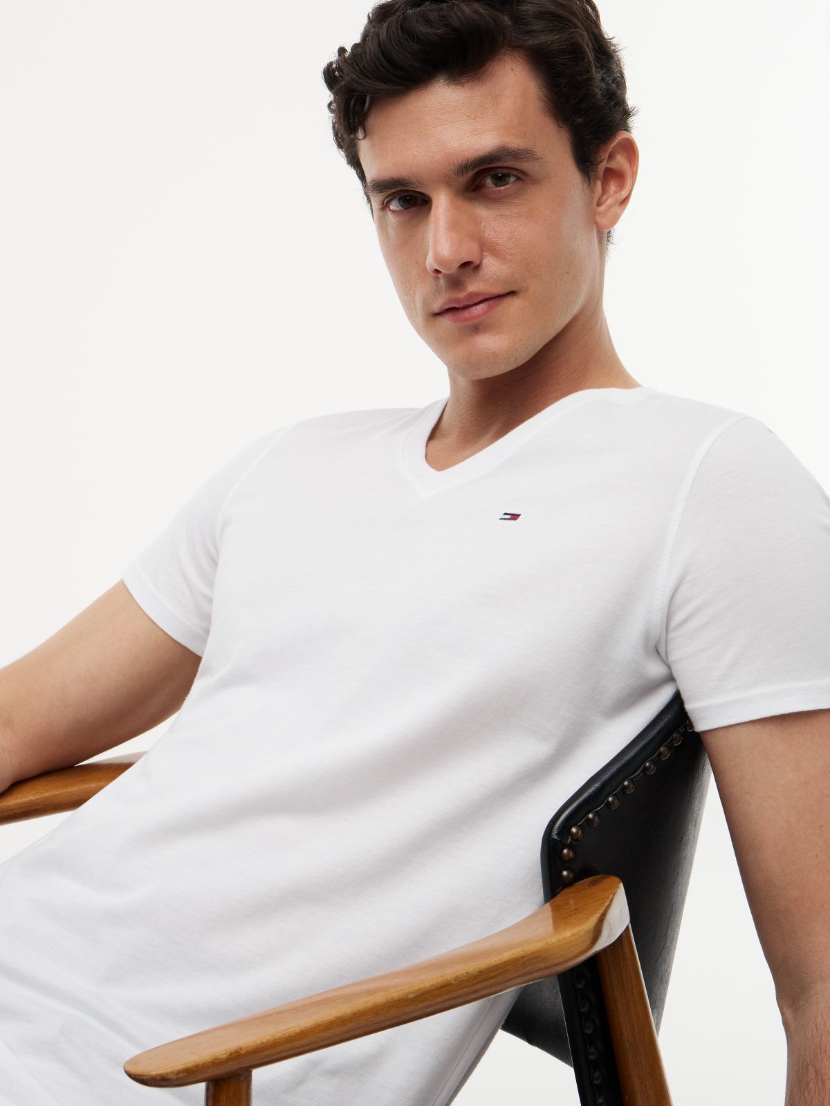 V-Neck T-Shirt — White