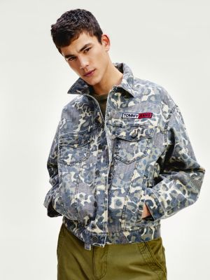 Tommy Badge Camouflage Trucker Jacket | GREEN | Tommy Hilfiger