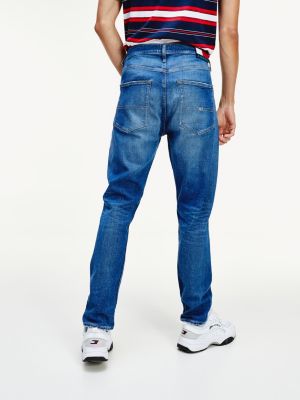 relaxed tapered fit jeans