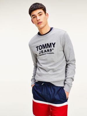 grey tommy jeans sweatshirt