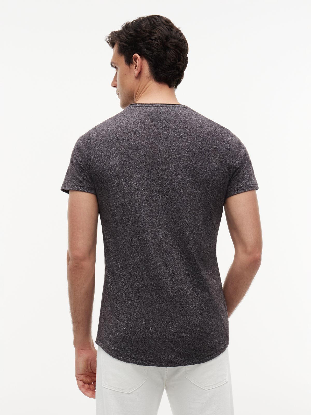 Classics Slim Fit T-Shirt — Black