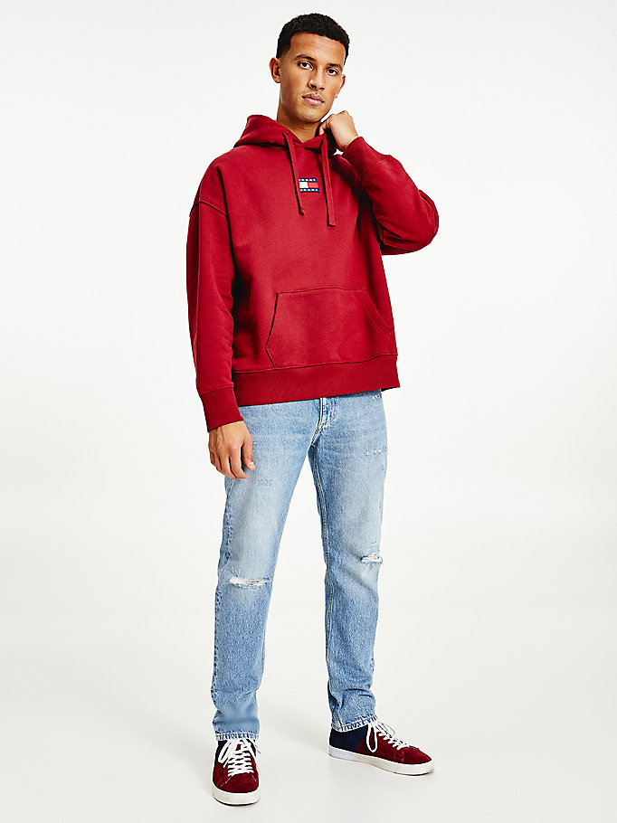rood biologisch katoenen hoodie met badge voor men - tommy jeans