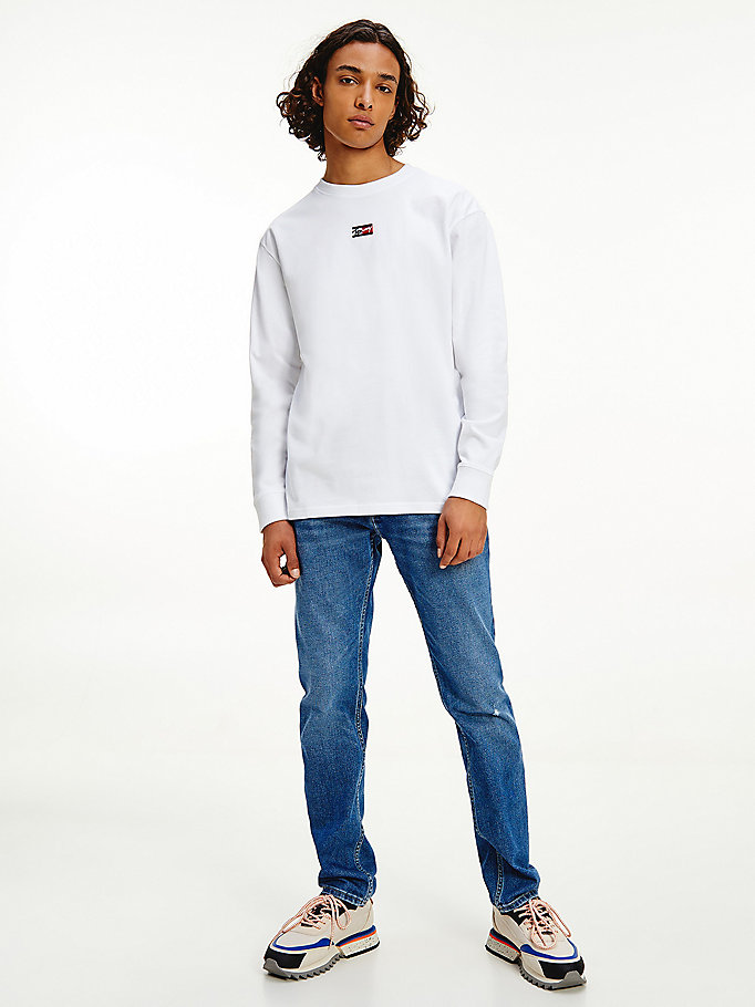 weiß langarmshirt mit signatur-logo für men - tommy jeans