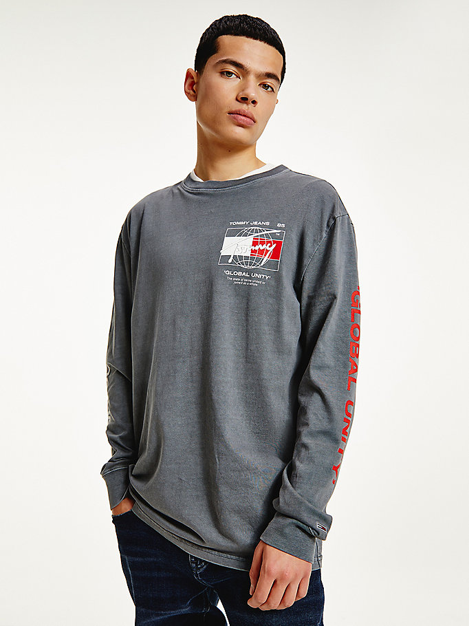 grey organic cotton long sleeve t-shirt for men tommy jeans