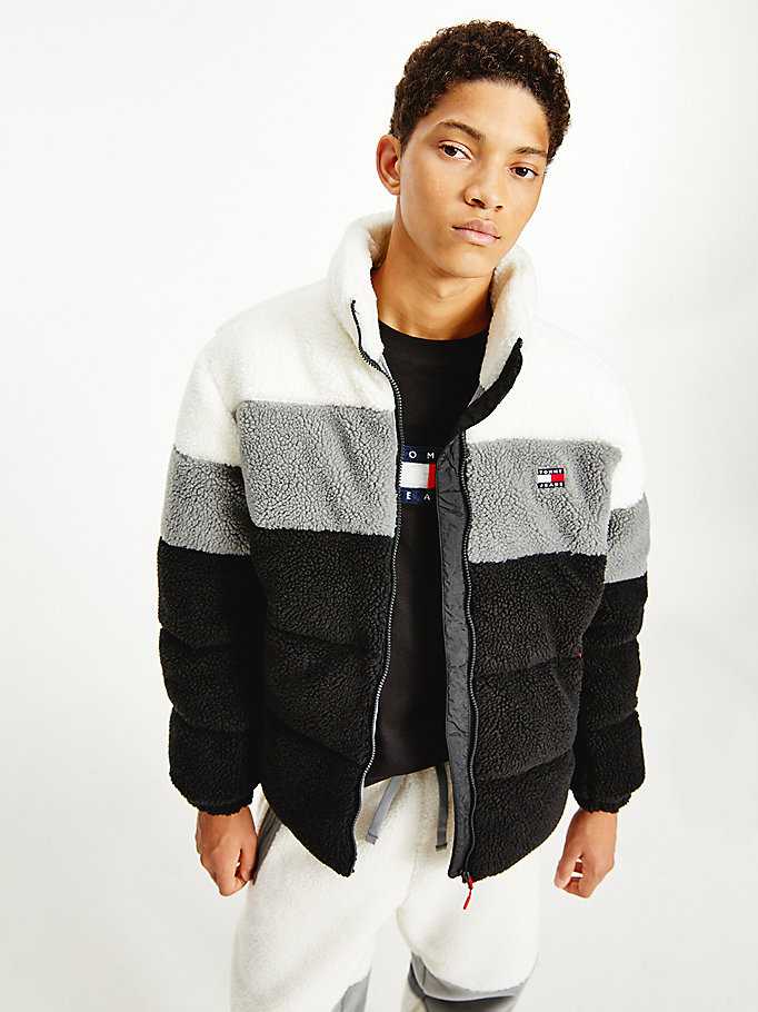 Cozy Badge Relaxed Colour-Blocked Puffer Jacket | BLACK | Tommy Hilfiger