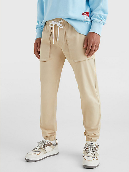beige scanton jogginghose mit stretch-bündchen für herren - tommy jeans