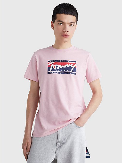 camiseta essential con logo rosa de mujer tommy jeans