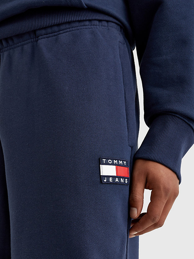 TWILIGHT NAVY Badge Relaxed Soft Joggers for men TOMMY JEANS