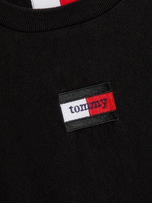 black essential logo t-shirt for men tommy jeans