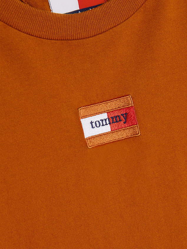 brown essential t-shirt met logo voor heren - tommy jeans