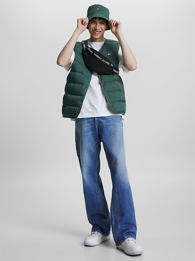 green leichte boxy fit recycling-daunenweste für herren - tommy jeans