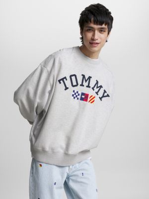 Tommy Hilfiger Brings Back Iconic '90s Logo T-Shirts and Jeans