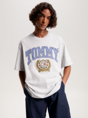 Vooraf Kraan Om toestemming te geven College oversized fit T-shirt met logo | GRIJS | Tommy Hilfiger