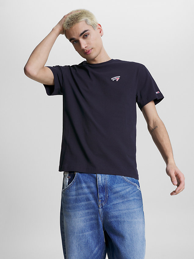 blue signature logo classic fit t-shirt for men tommy jeans