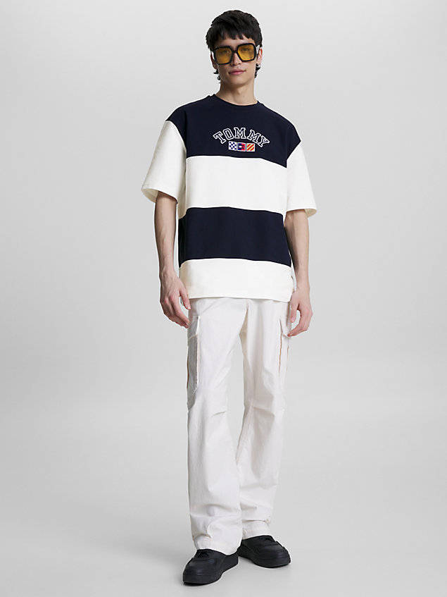 blue archive colour-blocked oversized fit t-shirt for men tommy jeans