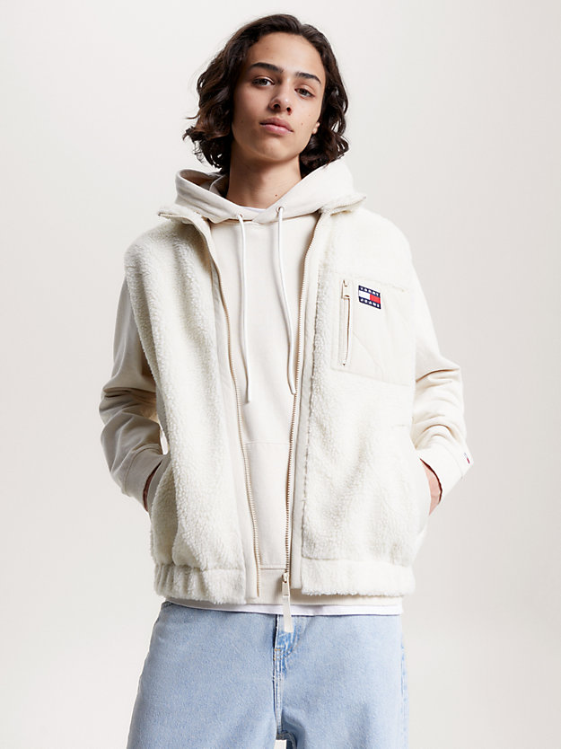 smanicato imbottito relaxed fit in sherpa bianco da uomo tommy jeans