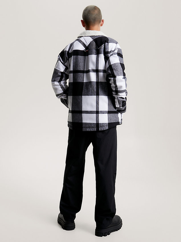 black kariertes casual fit overshirt mit sherpa für herren - tommy jeans