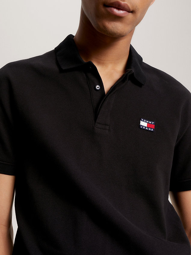 black classic fit badge sueded pique polo for men tommy jeans