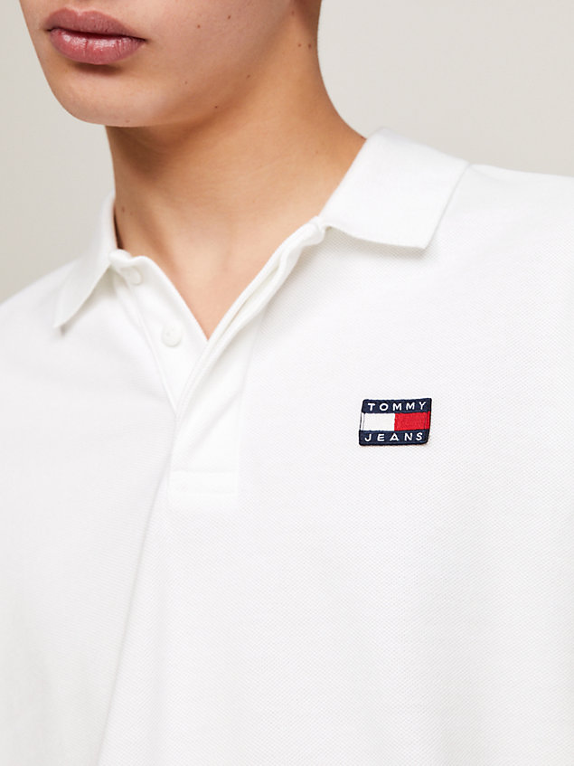 white classic fit badge sueded pique polo for men tommy jeans