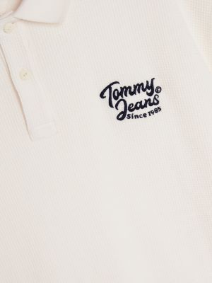 weiß tommy jeans x festival genderneutrales oversized fit jersey-poloshirt für herren - tommy jeans
