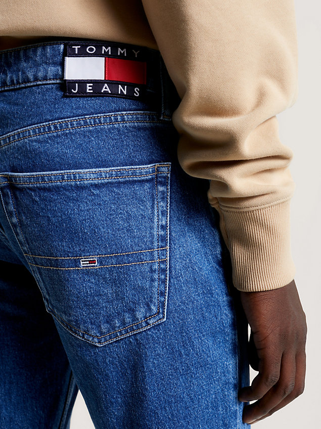 denim scanton slim jeans mit fade-effekt an nähten für herren - tommy jeans