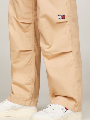 Tommy Jeans AIDEN BAGGY PANT - Cargo trousers - trench/sand