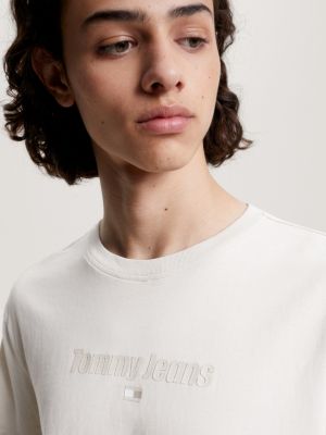 camiseta con logo tonal y corte clásico beige de hombre tommy jeans