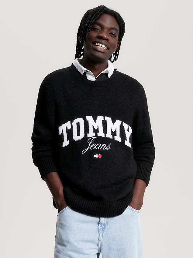 black relaxed fit pullover mit varsity-logo für herren - tommy jeans