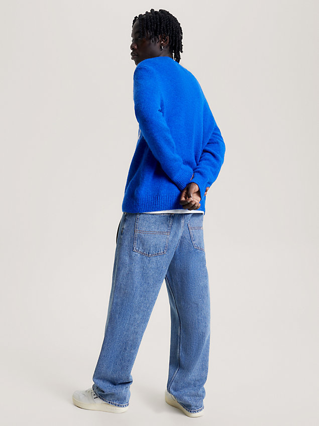 blue relaxed fit pullover mit varsity-logo für herren - tommy jeans