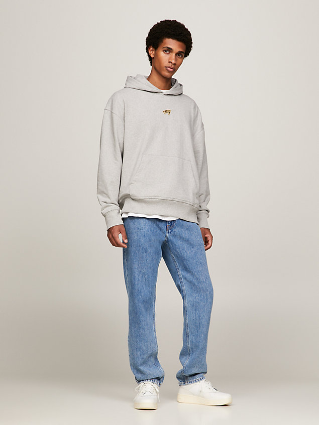 grey signature logo relaxed fit hoody for men tommy jeans