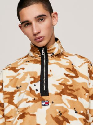 Tommy jeans hot sale camo jacket