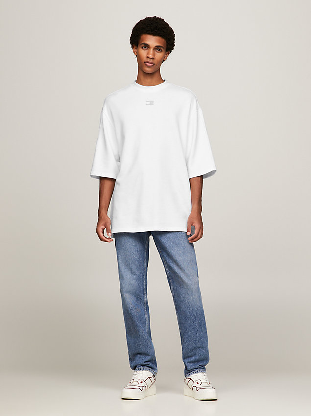 t-shirt oversize essential ton sur ton white pour hommes tommy jeans