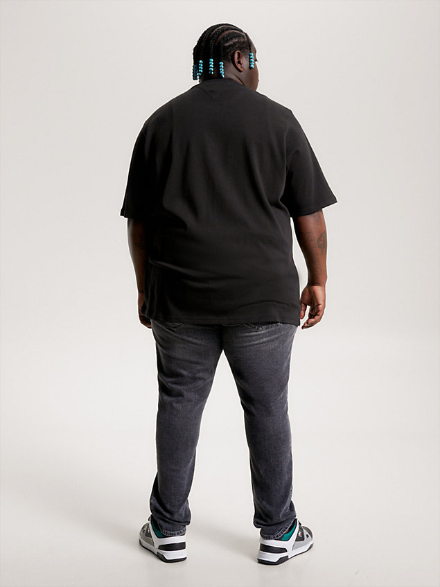 t-shirt plus classic fit con distintivo black da uomo tommy jeans