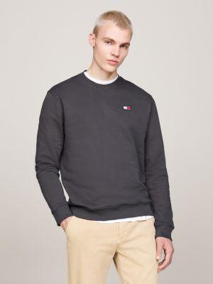 black tommy badge crew neck sweatshirt for men tommy jeans