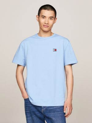 t-shirt con distintivo tommy sul petto blue da uomini tommy jeans