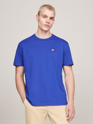 t-shirt con distintivo tommy sul petto blue da uomini tommy jeans